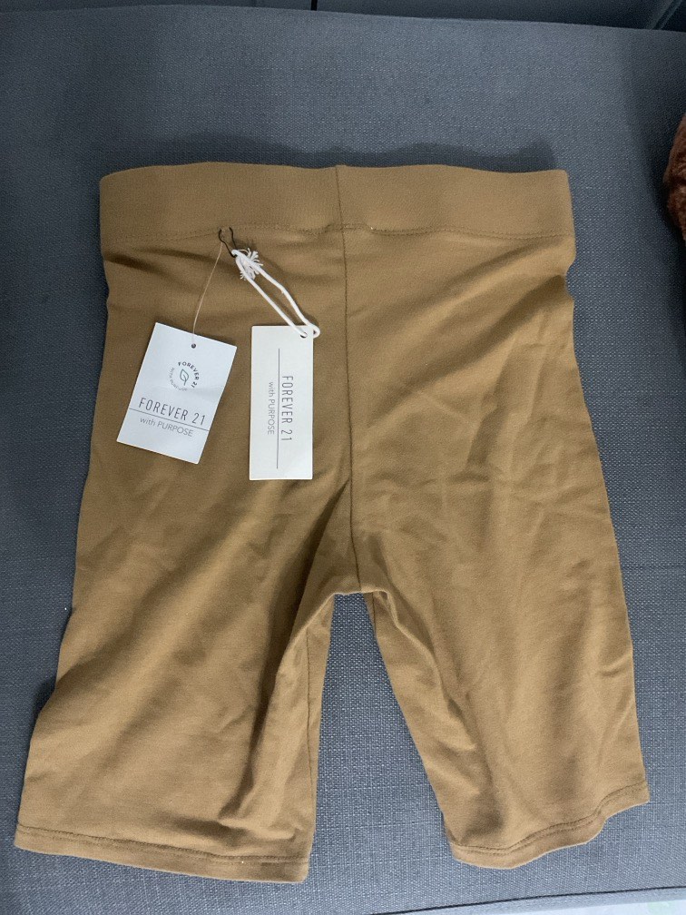 Forever 21 Activewear Cycling shorts Women s Fashion Activewear on Carousell