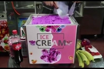 Fried Ice Cream Machine / fried yogurt machine (Category: Ice-cream Makers) located in Caloocan City. Submitted by jynneyu68319 (Listing ID 1314954265, Image 3). Description: FOR SALE ❕❗️❕❗️ Fried Ice Cream Machine / fried yogurt machine This is a real fried ice machine, No need to put in the refrigerator, plug and play, fast cooling ₱30,450 model : cbj10 volt : 220v frequency : 50hz power : 330w dimension : 34*28*30cm n.w : 15kg refrigator : R13