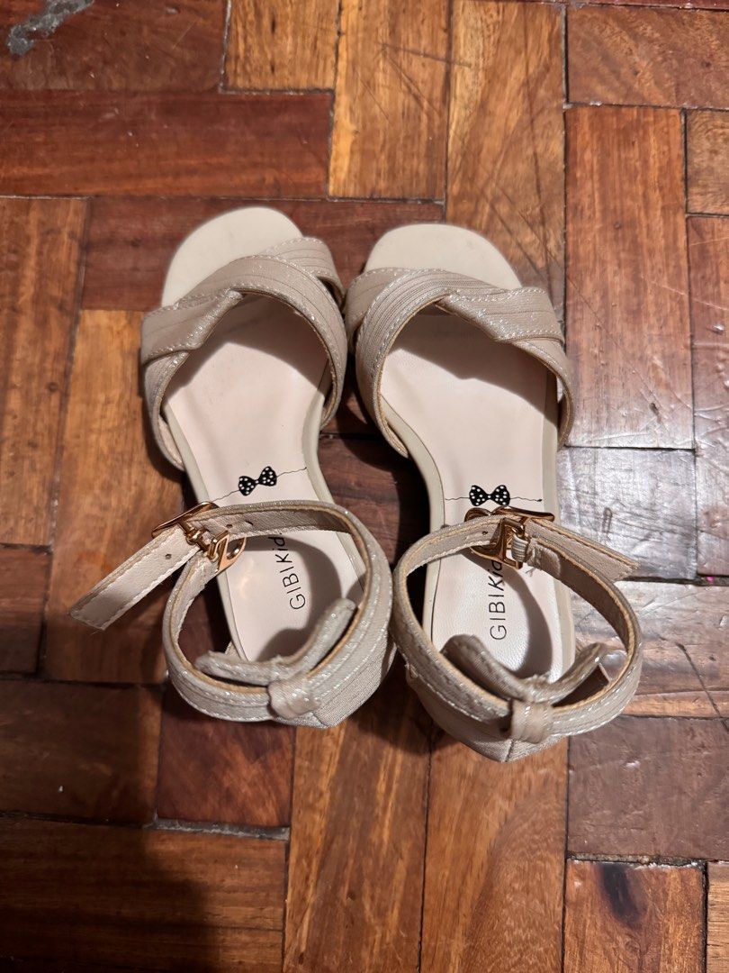 Gibi kids sandals (Category: Sandals) located in Cavite. Submitted by nicainics (Listing ID 1315044729, Image 2). Description: Used once gibi kids sandals Size 28cm.