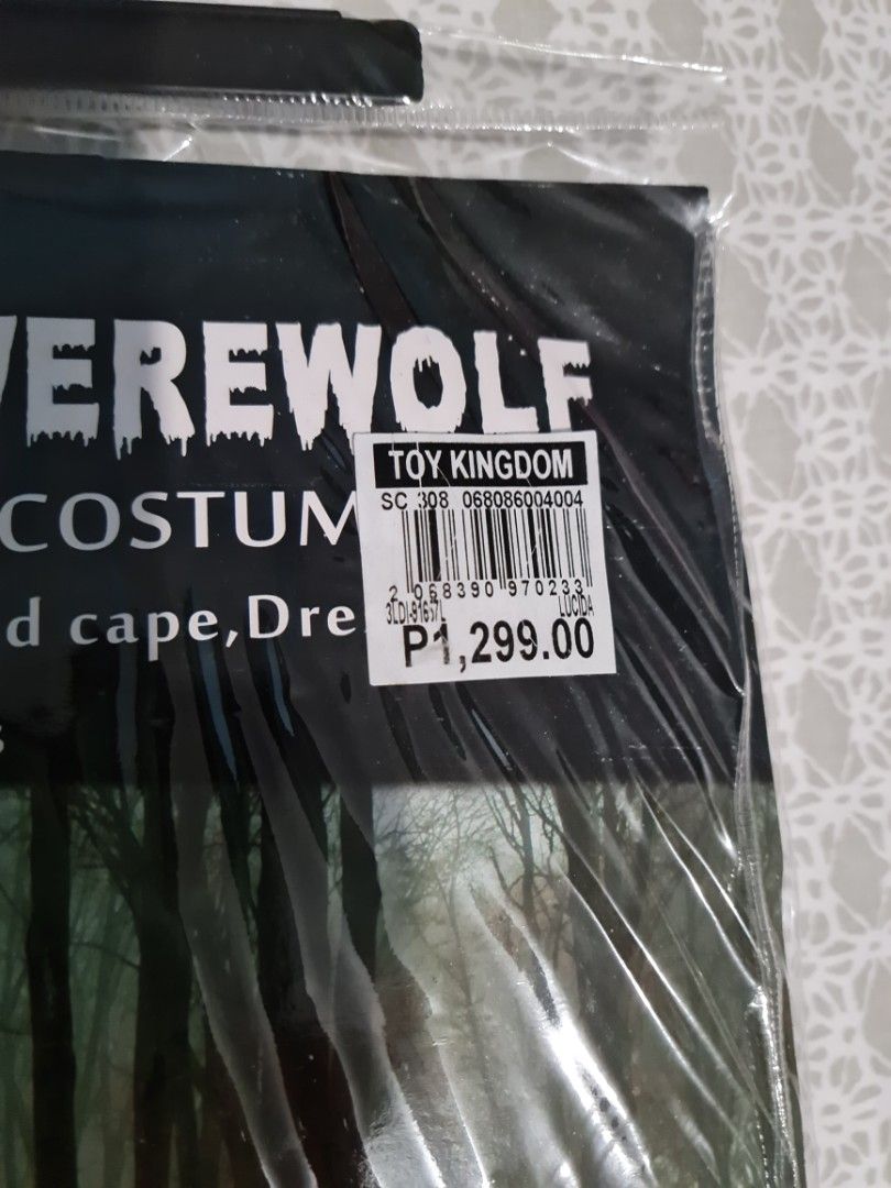 Halloween Werewolf costume (preloved) (Category: Babies & Kids Fashion) located in Quezon City. Submitted by jaggerlexy (Listing ID 1315037965, Image 2). Description: for sale halloween costume from toy kingdom good for 3-4yrs old.