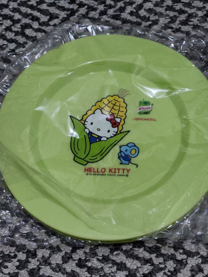 Hello Kitty Plates for Babies Set (Category: Weaning & Toddler Feeding) located in Imus. Submitted by veganistic (Listing ID 1315096123, Image 1). Description: 100% Japan Merch Good as new with spoons Approximately 20 cm in diameter.