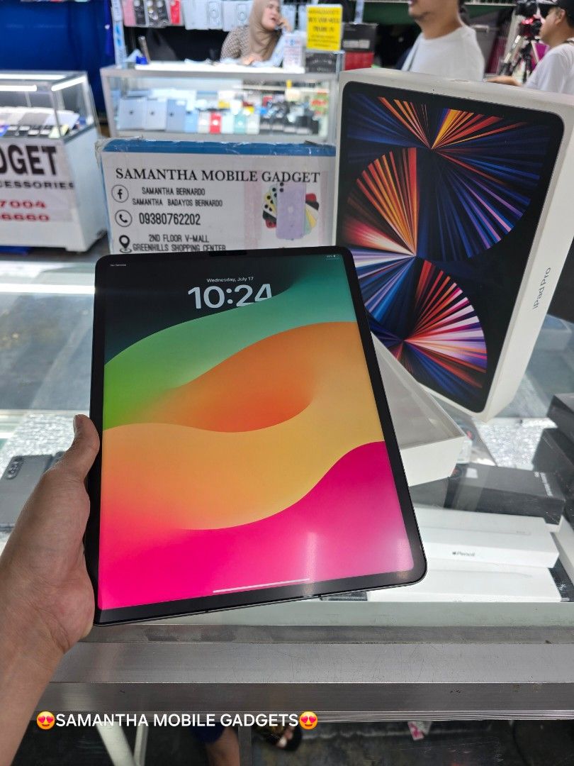 Ipad PRO M1 5THGENERATION 12.9 1TB WIFI CELLULAR (Category: iPad) located in Manila. Submitted by lenweltong05295 (Listing ID 1314982451, Image 2). Description: Ipad PRO M1 5THGENERATION 12.9 1TB WIFI CELLULAR Secondhand Same Serial Box Good Condition Ready to USED.