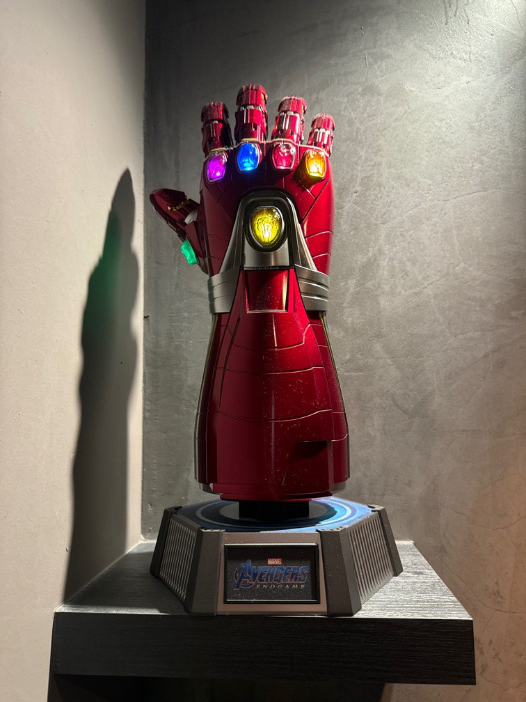 Iron Man Gauntlet Hot Toy Hobbies Toys Toys Games on Carousell