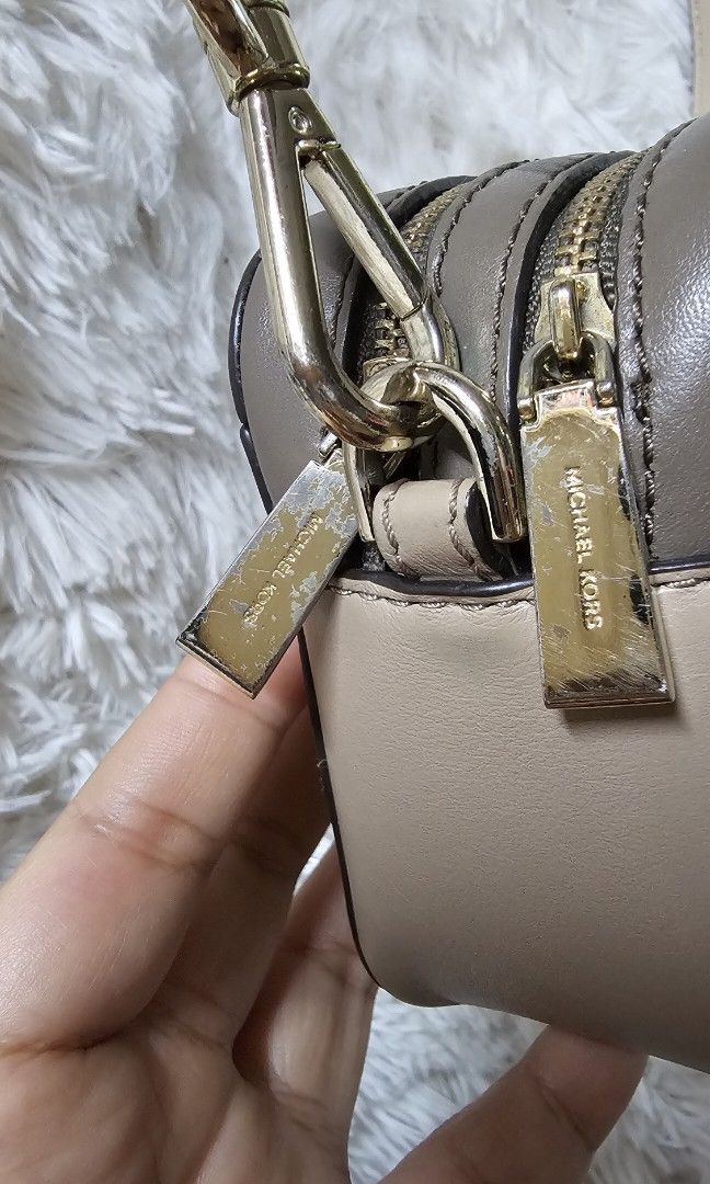 Michael Kors Tricolor Leathee Camera Bag Luxury Bags Wallets on Carousell