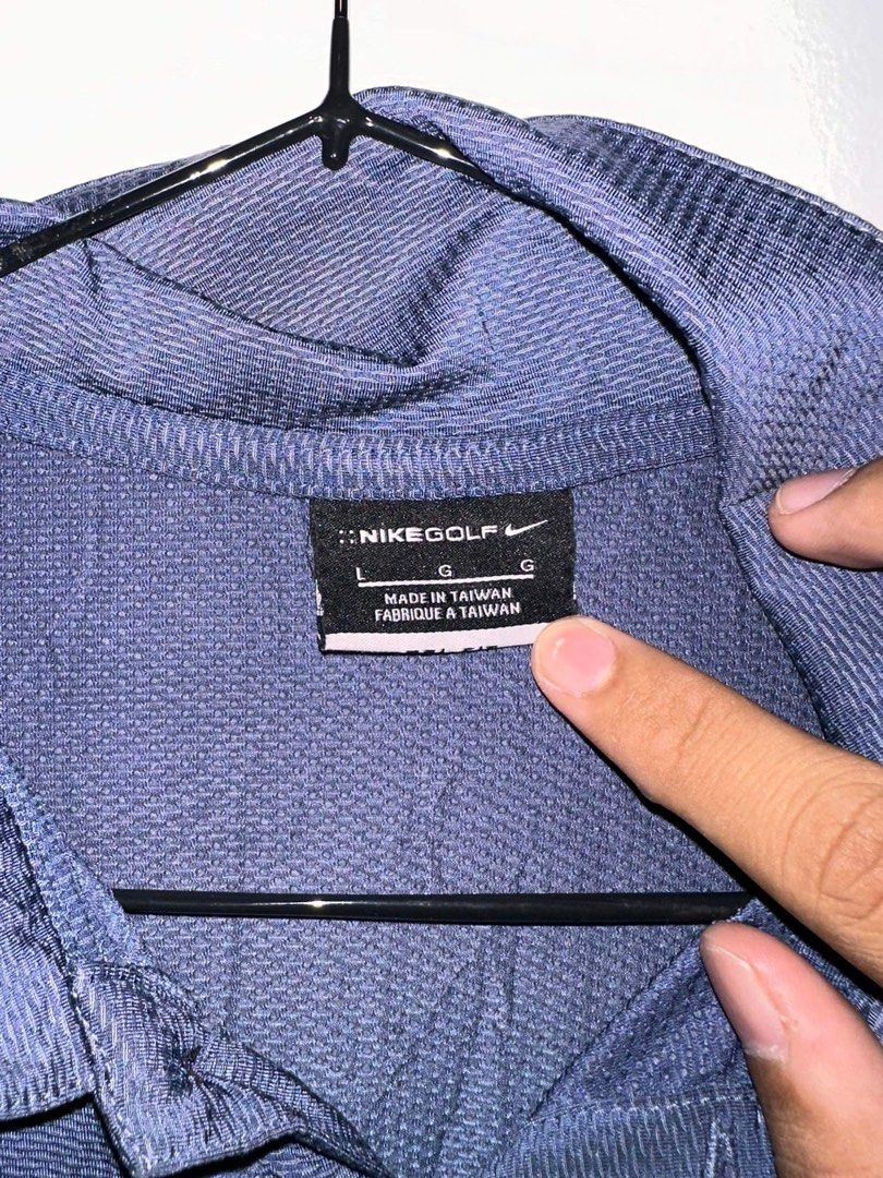Nike golf polo shirt vintage (Category: Tshirts & Polo Shirts ) located in Zamboanga. Submitted by rafski (Listing ID 1314994004, Image 3). Description: 10/10 condition no issue Size L Fits XXL L 28in W 21 in Shipping via JNT Zamboanga City area +SF.
