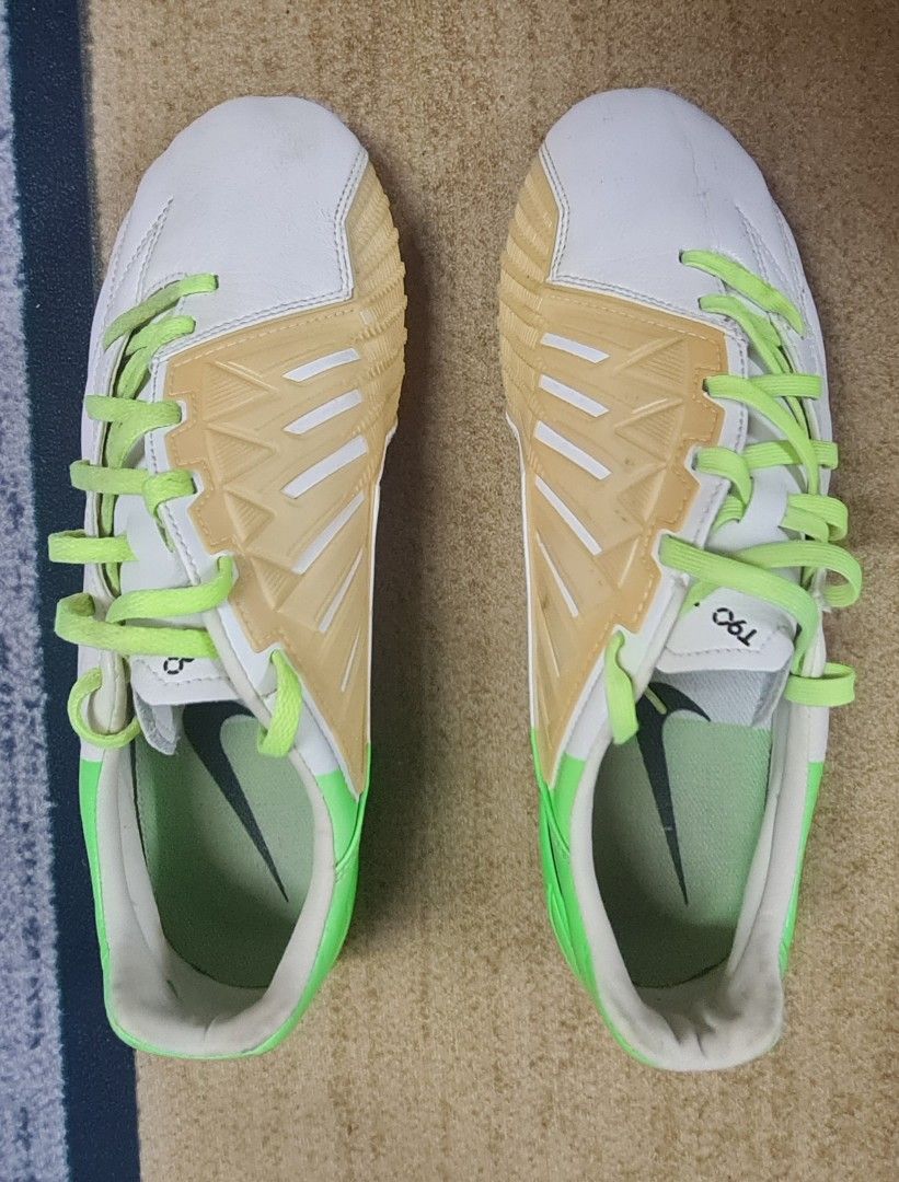 Nike Total 90 Laser IV 8uk 27cm Women s Fashion Footwear Boots on Carousell