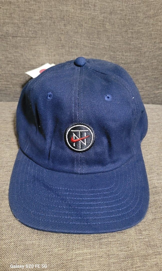 nike town cap