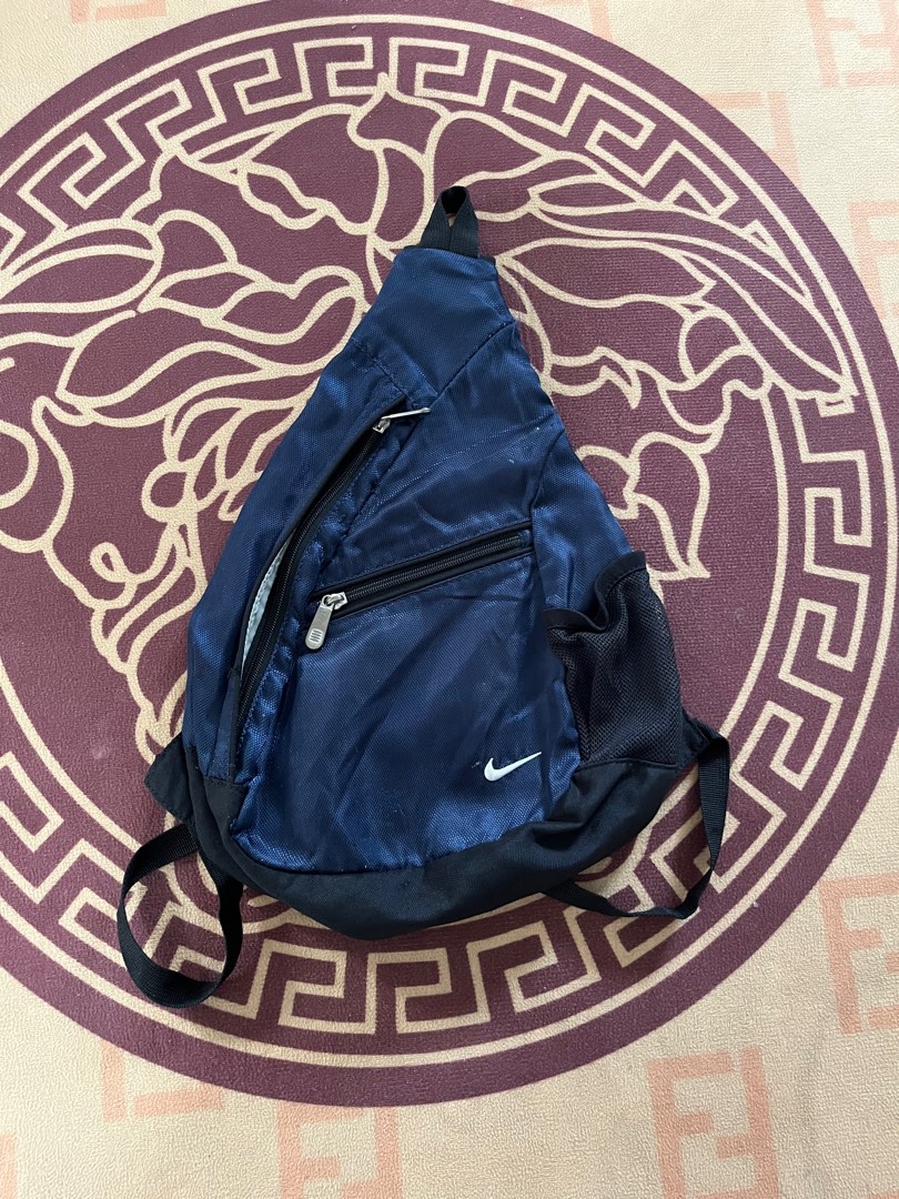 Nike vintage bag top