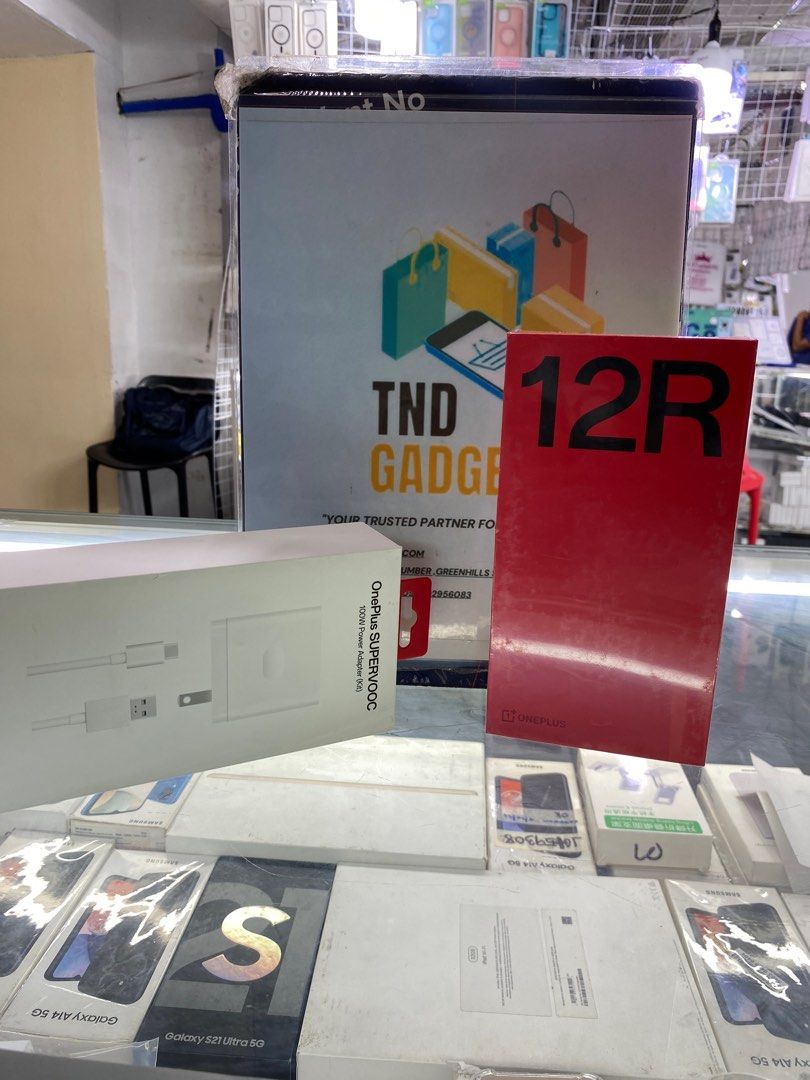 One Plus 12R (Category: OnePlus) located in Pasig City. Submitted by melissaomb01623 (Listing ID 1314975783, Image 3). Description: One Plus 12R 16gb Ram 256gb Rom Brand new sealed 1 year warranty 📌pick up store in greenhills shopping center 📌we do cod in metro manila and near provinces just add sf only 📌we ship nationwide via LBC 💯we accept swap/trade in 📌we accept credit card/ggives 📌we accept billease installment 📌for fast transaction m