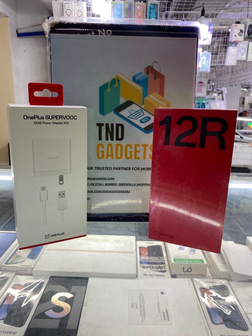 One Plus 12R (Category: OnePlus) located in Pasig City. Submitted by melissaomb01623 (Listing ID 1314975783, Image 1). Description: One Plus 12R 16gb Ram 256gb Rom Brand new sealed 1 year warranty 📌pick up store in greenhills shopping center 📌we do cod in metro manila and near provinces just add sf only 📌we ship nationwide via LBC 💯we accept swap/trade in 📌we accept credit card/ggives 📌we accept billease installment 📌for fast transaction m