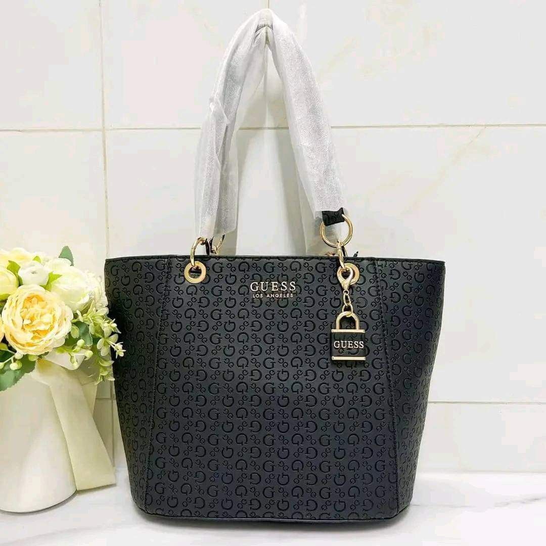 Paubos Sale Guess Tote Bag Women s Fashion Bags Wallets Tote Bags on Carousell