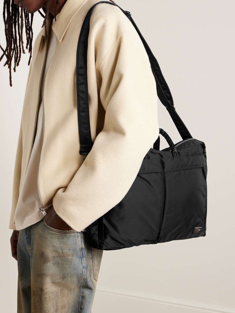 PORTER Tanker 2way Laptop Bag (Category: Briefcases) located in Bauang. Submitted by jasperjohn (Listing ID 1314964801, Image 2). Description: Auth Porter Tanker issue: replaced main zipper (working well).