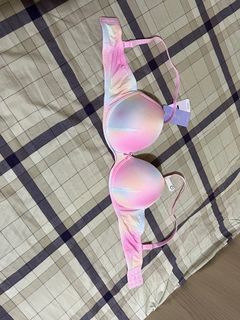 （分類：）位於 。 由 kitxvx 提交（商品編號 1315044529，圖片 1）。簡介： 。