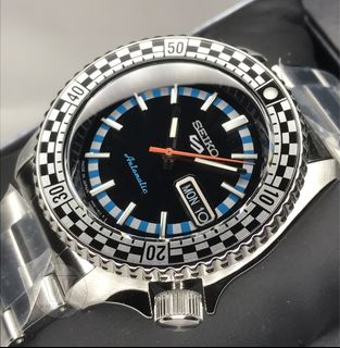 (Category: ) located in . Submitted by watchwagon.com (Listing ID 1315099802, Image 1). Description: .