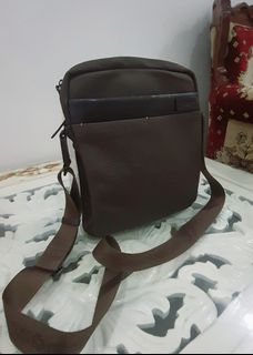 (Kategori: ) berada di . Dikirim oleh jualtas12345 (ID iklan 1315060459, Gambar 1). Deskripsi: .