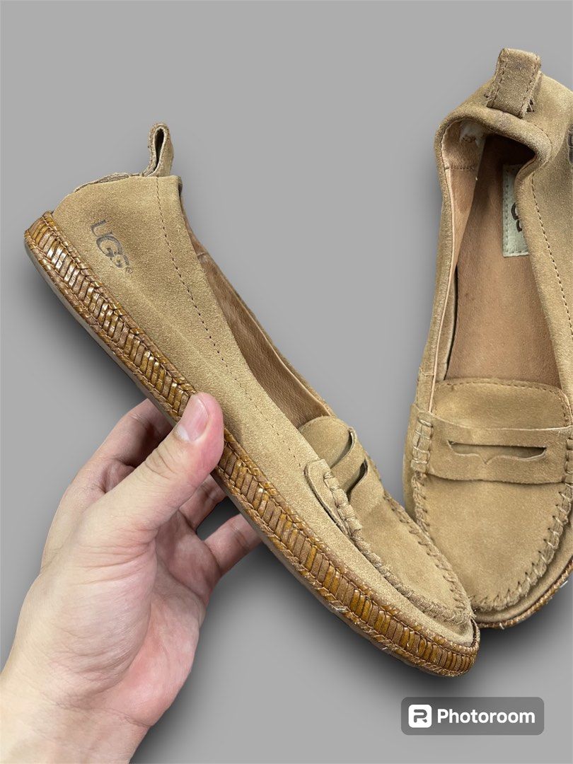 Ugg charlie flat top