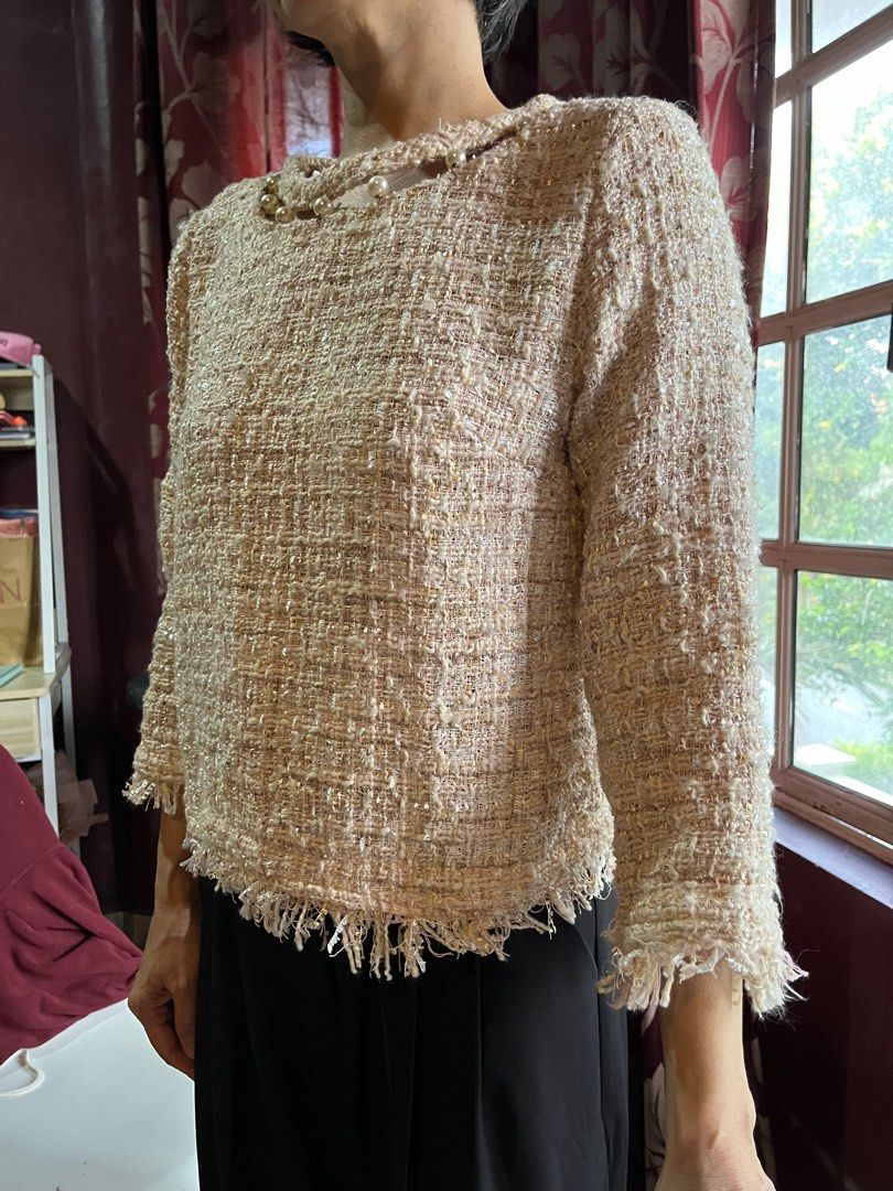 Zara Basic (Category: Blouses) located in Petaling Jaya. Submitted by supergurl (Listing ID 1314964887, Image 2). Description: .