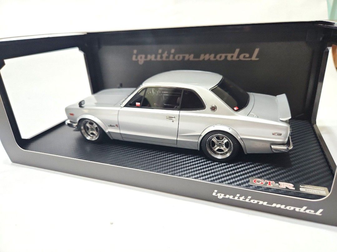1/18 Nissan Skyline 2000 GT-R (KPGC10) Silver IG3236 IGNITION 
