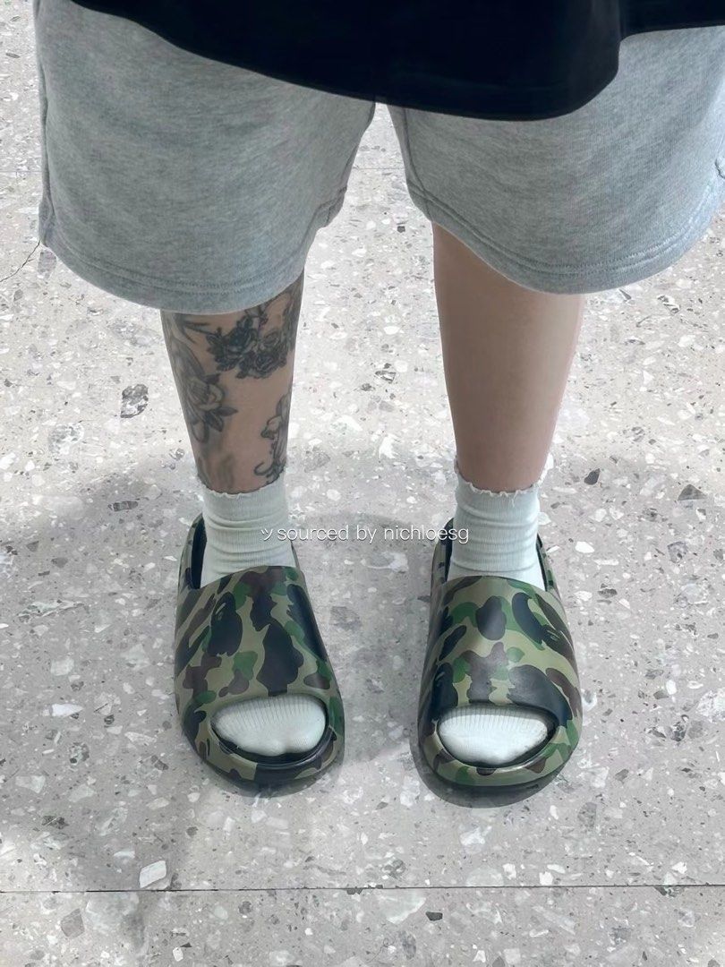 BAPE 1ST CAMO SLIDE SANDALS, Women's Fashion, Footwear