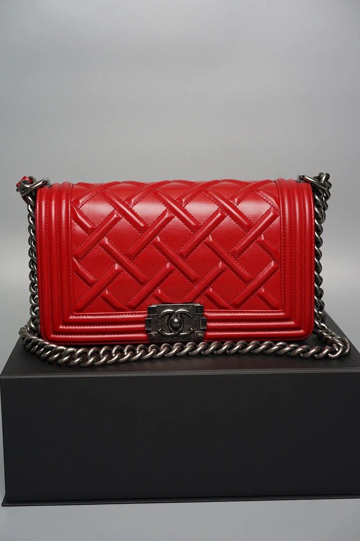 Boy Chanel Medium in Rouge Red Chateau Celtic