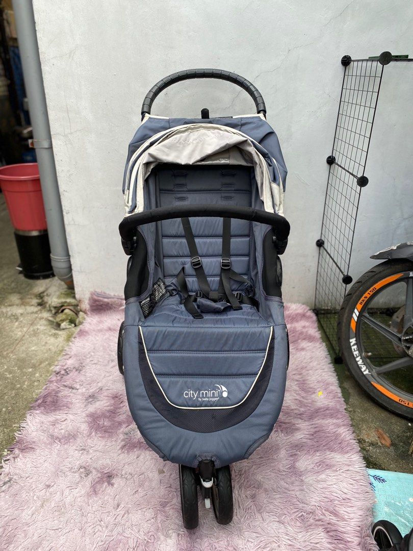 City mini single by Baby Jogger Stroller (Category: Strollers) located in Manila. Submitted by avalanchesonlineshopmainacount (Listing ID 1315208125, Image 3). Description: .