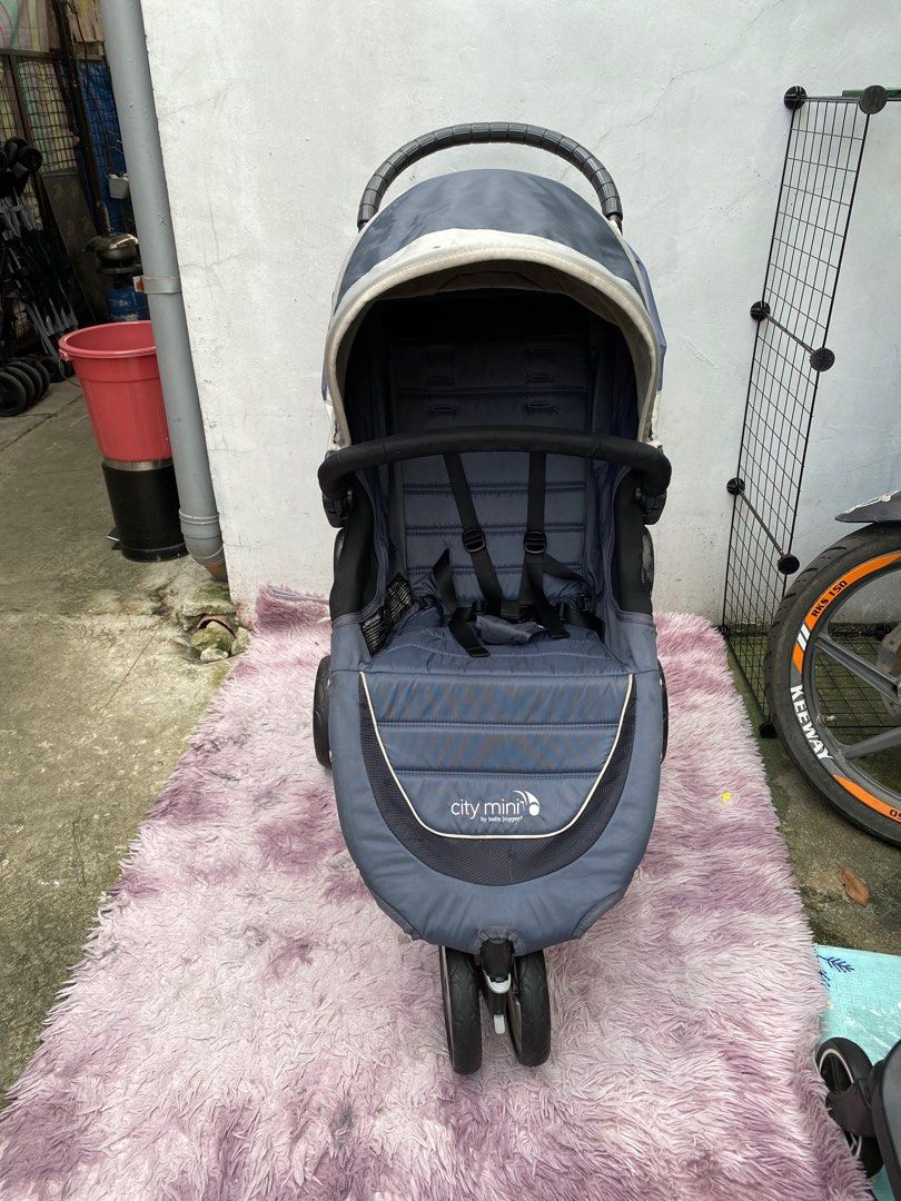 City mini single by Baby Jogger Stroller (Category: Strollers) located in Manila. Submitted by avalanchesonlineshopmainacount (Listing ID 1315208125, Image 2). Description: .