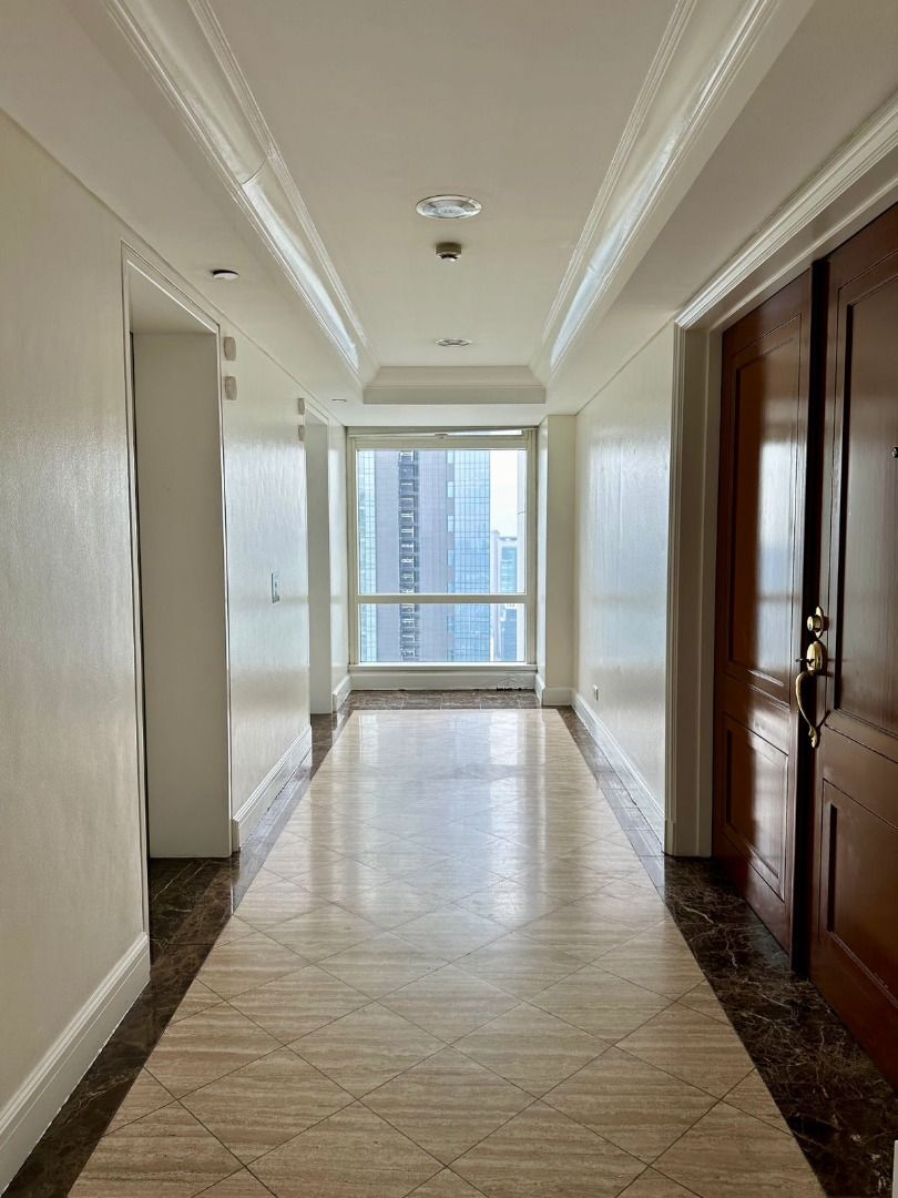 Curated visual reference: East View Penthouse At One Roxas Triangle With Private Elevator Photo Inspiration