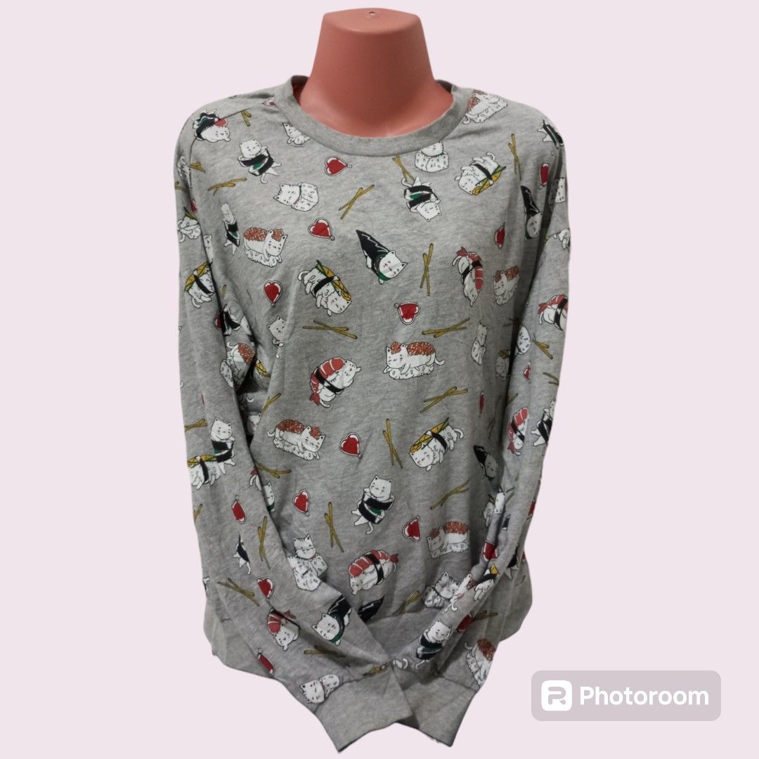 H M Cat sushi long sleeve AOP Women s Fashion Tops Longsleeves on Carousell