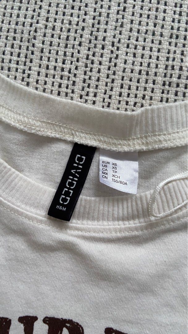 H&m divided sizing top