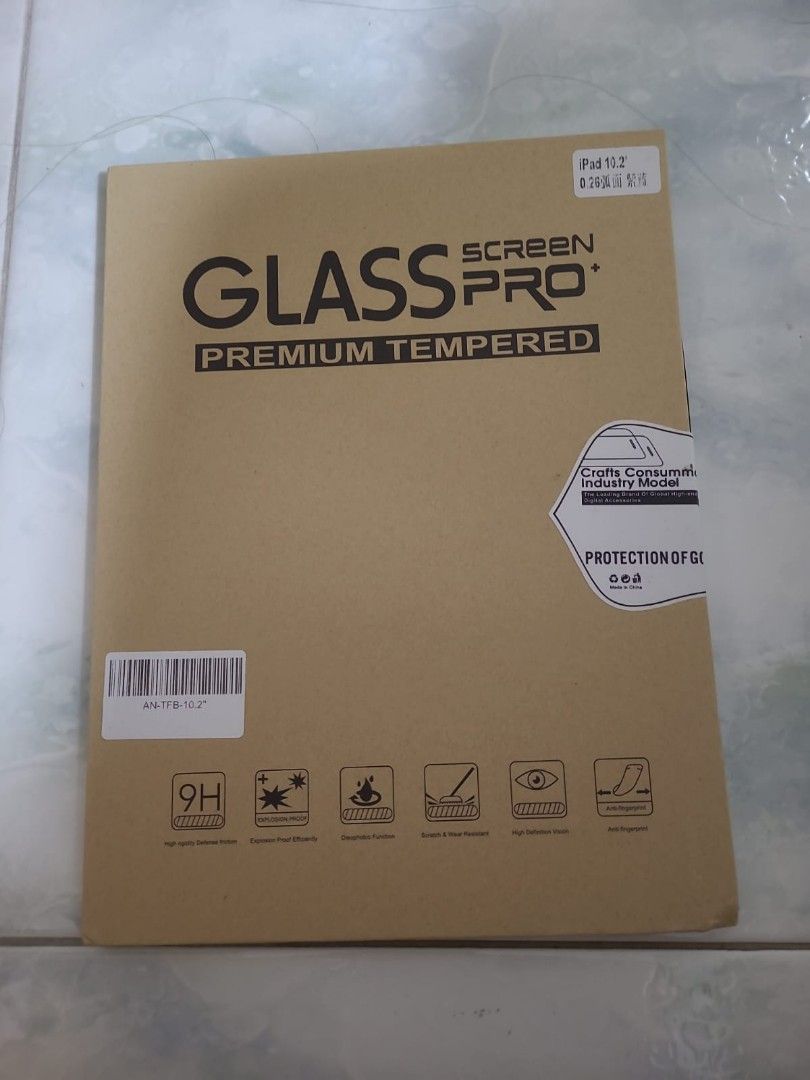 iPad Screen Protector (Category: Other Mobile & Gadget Accessories) located in Singapore. Submitted by justone01 (Listing ID 1315236908, Image 1). Description: .