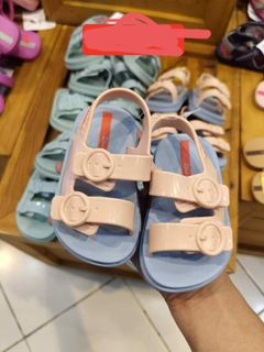 (Category: ) located in . Submitted by yourshoe (Listing ID 1315164152, Image 1). Description: .