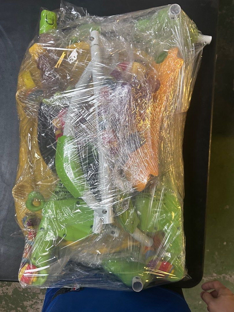 Jumping giraffe entertainer (Category: Infant Playtime) located in Valenzuela. Submitted by vjl21 (Listing ID 1315132627, Image 2). Description: Original price is 7,000 Used for 5 months Kept for a long time in a plastic bag .