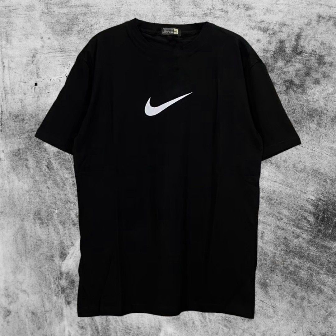 Kaos T-Shirt Nike Swoosh Hitam
