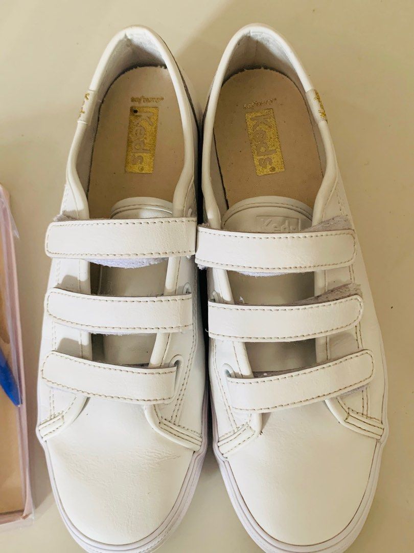 KEDS TRIPLE KICK V PLATFORM LEATHER SHOES (Category: Sneakers) located in Zamboanga. Submitted by elfinds0.2 (Listing ID 1315187437, Image 2). Description: Title: KEDS TRIPLE KICK V LEATHER SHOES Description: PERSONAL SHOES. BOUGHT 5k. USED THRICE ONLY. IN WHITE COLOR. PLATFORM SHOES. Price: Php3500 Mode of Payment: GCASH Delivery Options: LBC AND JRS.