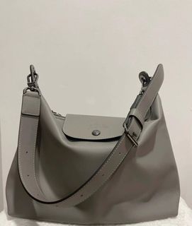 （分類：）位於 。 由 pegsterl 提交（商品編號 1315256522，圖片 1）。簡介： 。