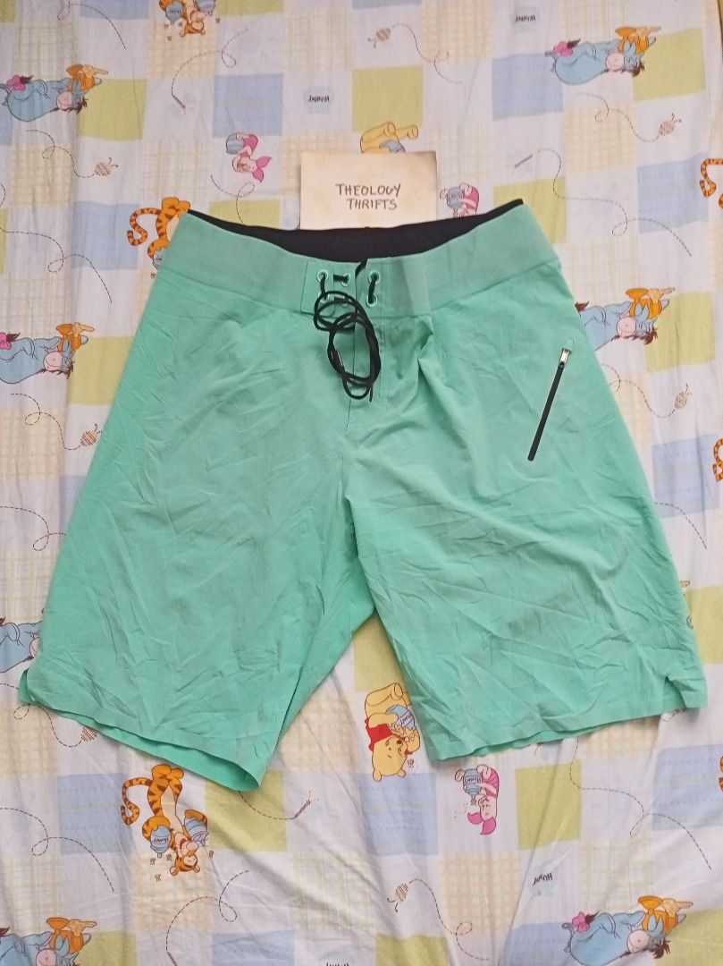 Lululemon Board Shorts Men s Fashion Bottoms Swim Trunks Board Shorts on Carousell