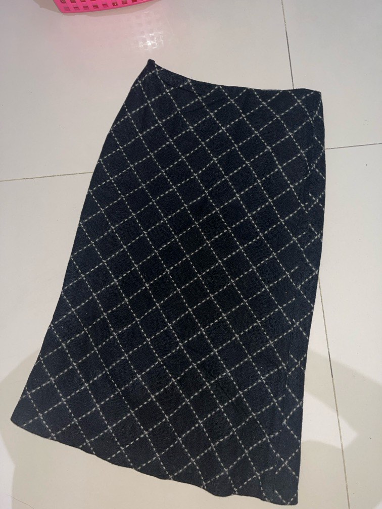 Mango bludru Skirt vintage Fesyen Wanita Pakaian Wanita Gaun  