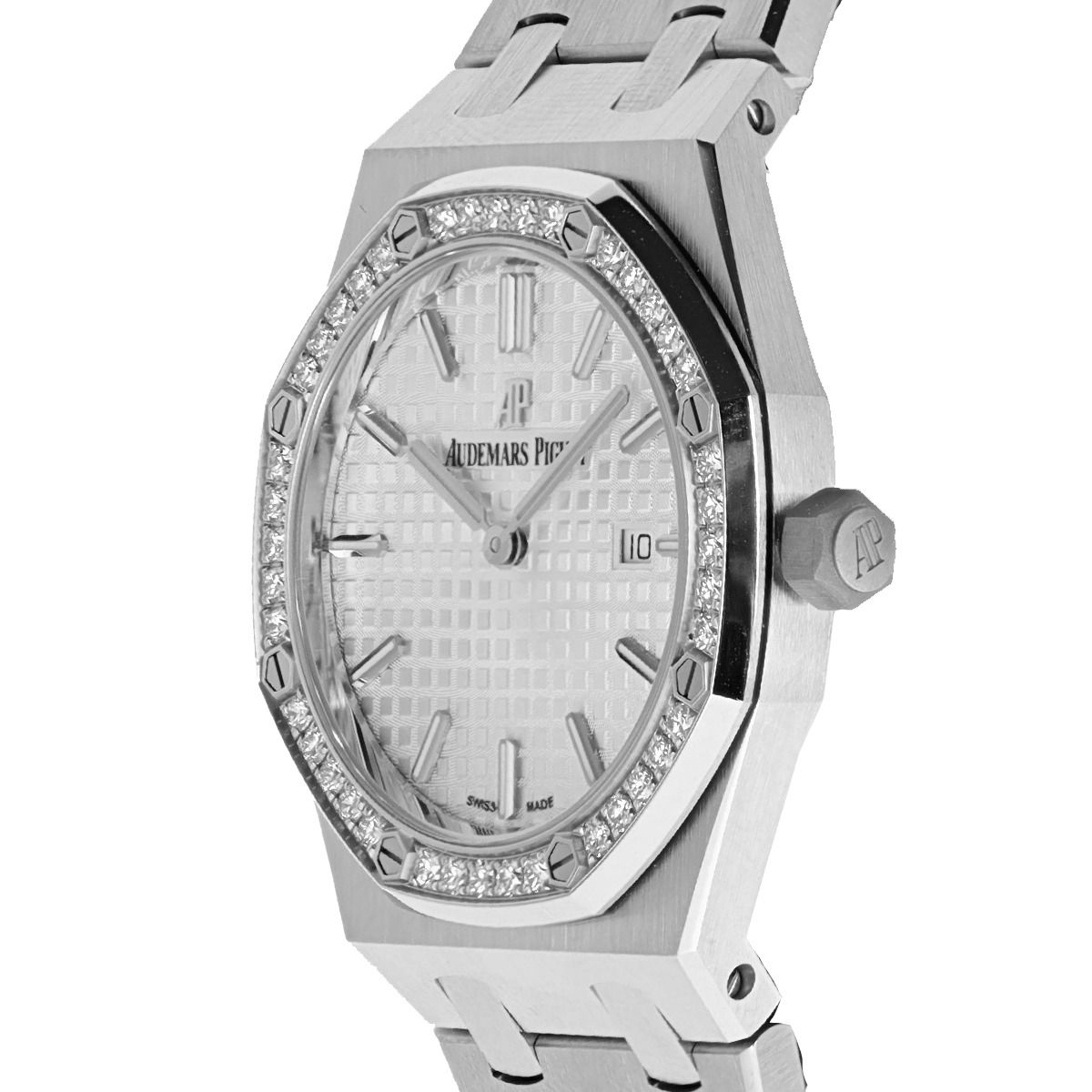 Mint 2020 Audemars Piguet Royal Oak Lady 67651ST 67651ST.ZZ.1261ST.01 Silver (Category: Watches) located in Singapore. Submitted by luxehouze (Listing ID 1252274497, Image 2). Description: Join our Community for special deals and latest arrivals! //bit.ly/Watches_SG Audemars Piguet Royal Oak Lady 67651ST 67651ST.ZZ.1261ST.01 Silver Please contact us for product availability Watch Details: SKU: 0009805 Condition: Mint / Like New (95%) Dial: Silver