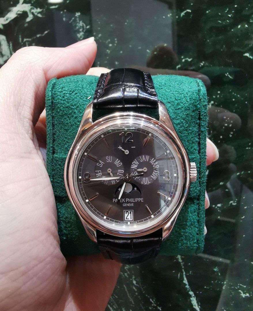 Patek philippe annual calendar grey dial white gold 5146g (Category: Watches) located in Singapore. Submitted by hengwatch (Listing ID 1315276316, Image 1). Description: Patek philippe annual calendar grey dial white gold Model number 5146g Mint condition Comes with box and cert dated May 2014 Selling for $37900 Subscribe to our tele-gram group for constant updates //t.me/HengWatch Hsbc and standard chartered and dbs and uob ipp available 6 /12/2
