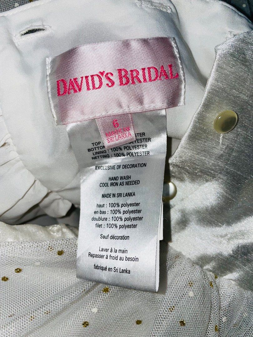 Preloved Flower Girl Gown (Category: Babies & Kids Fashion) located in Rodriguez. Submitted by kayietiful (Listing ID 1315296492, Image 2). Description: David's Bridal 6 Layered Gown for 6 years old. Actual photos what you is what you get..