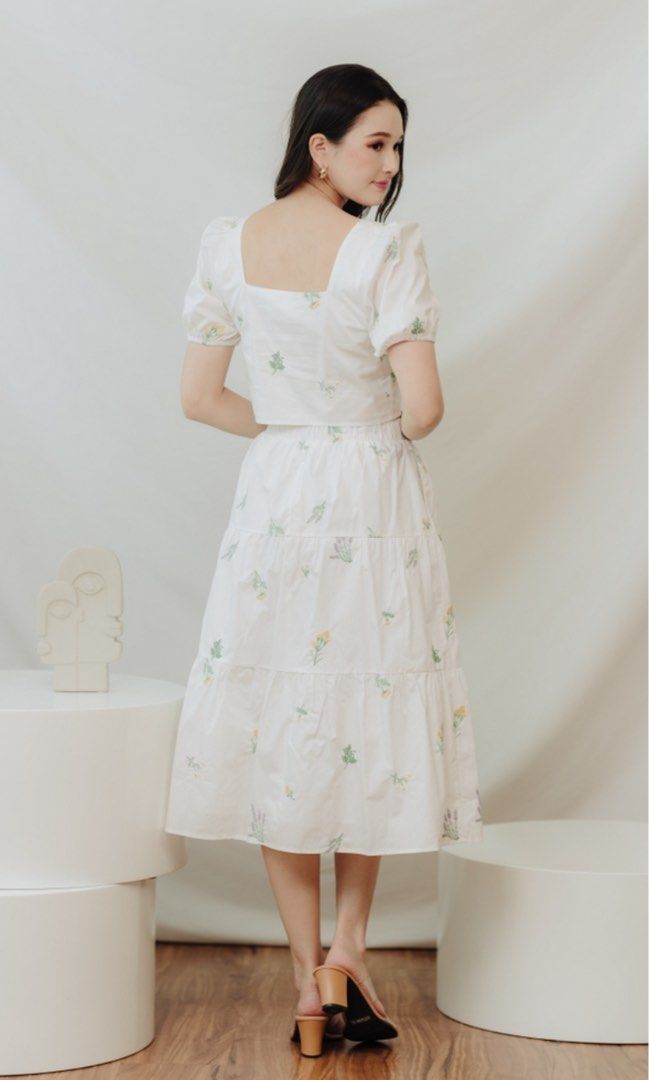 Embroidered skirt 60 shop
