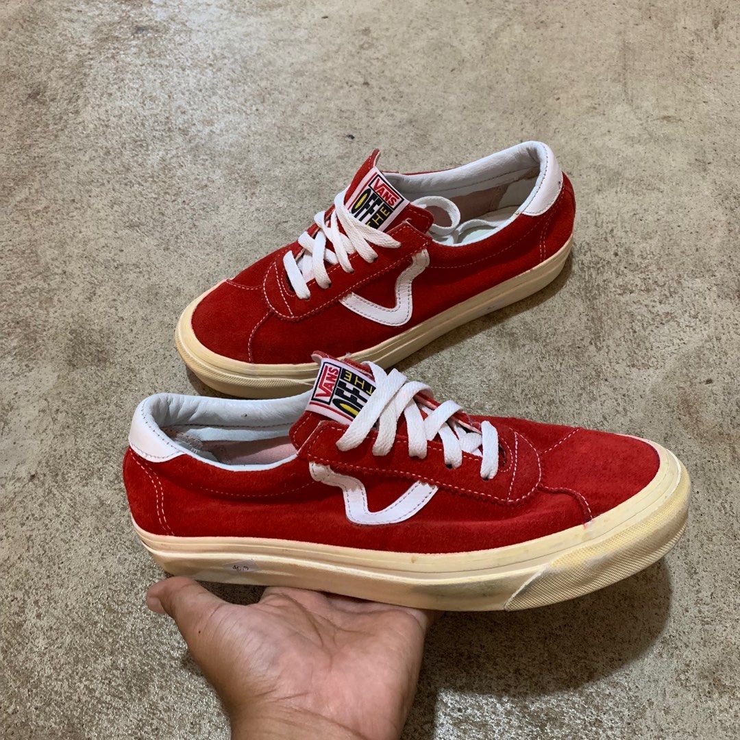 Vans anahiem style 17 Fesyen Pria Sepatu Sneakers di Carousell