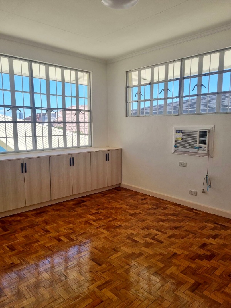 (Category: ) located in . Submitted by tin_ajtbrokerage (Listing ID 1311949705, Image 1). Description: .