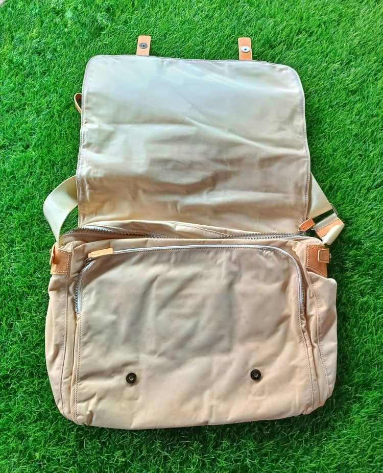 Harga sling bag tumi original online
