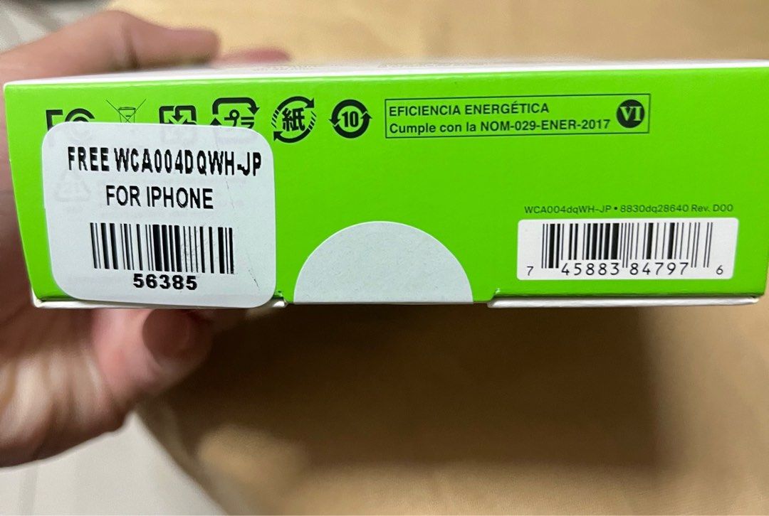 BELKIN 25 W USB-C (Category: Cables & Adaptors) located in Pasig City. Submitted by kwishf (Listing ID 1312046867, Image 3). Description: Never been used FREE lang nung bumili ng IPHONE meron na kasi akong original adaptor kaya hindi na need..