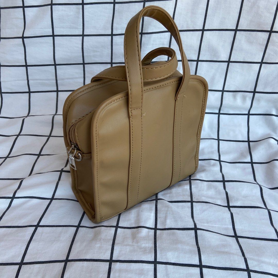 Handbag with lunch compartment deals