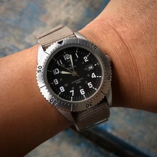 (Category: ) located in . Submitted by extra_watchtime (Listing ID 1305055452, Image 1). Description: .