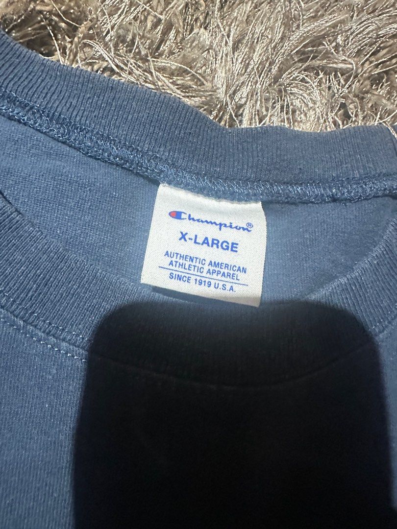 Champion shirt (Category: Tshirts & Polo Shirts ) located in Valenzuela. Submitted by d_lai (Listing ID 1312037434, Image 3). Description: Champion shirt Large 9/10 Lightly used.