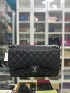 (Category: ) located in . Submitted by closetcompany (Listing ID 1311961543, Image 1). Description: .