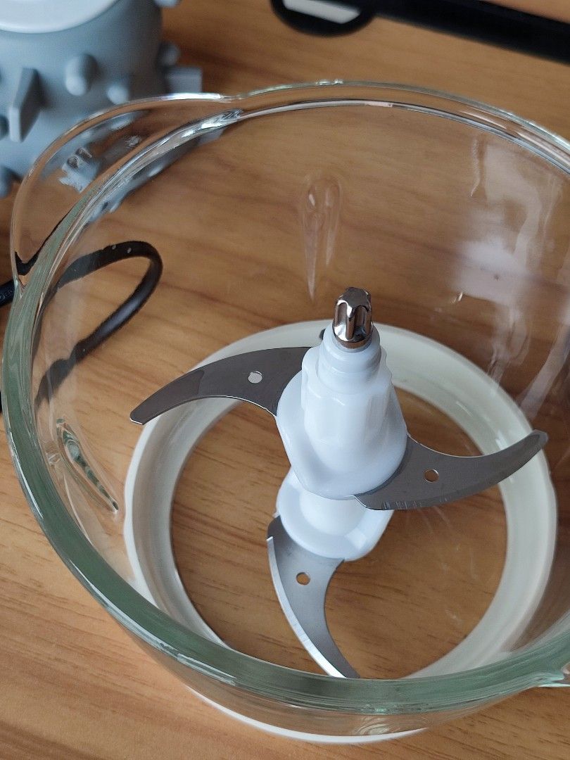 Chopper and onion peel skin la gourmet, TV & Home Appliances, Kitchen